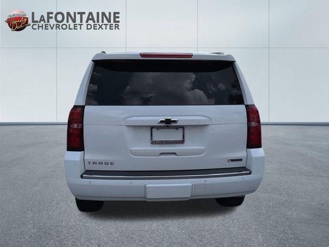 Photo of 2018 Summit White Chevrolet Tahoe