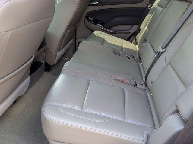 Photo of 2018 Summit White Chevrolet Tahoe