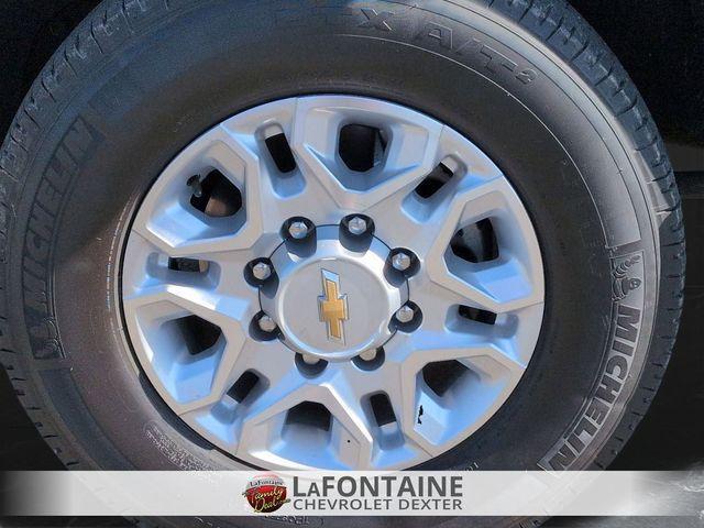 Photo of 2022 Northsky Blue Metallic Chevrolet Silverado 2500