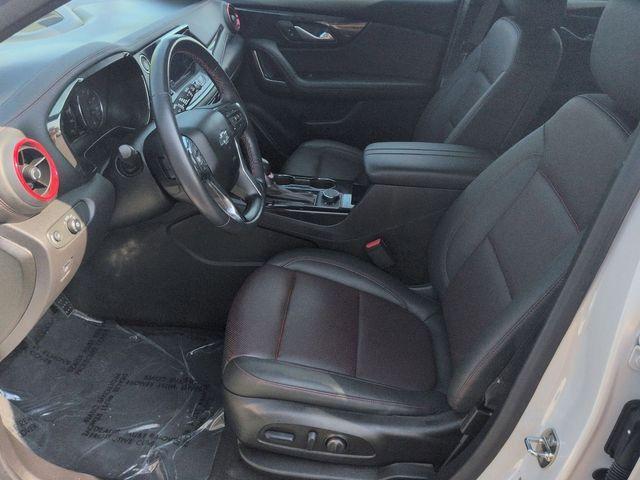 Photo of 2022 Iridescent Pearl Tricoat Chevrolet Blazer