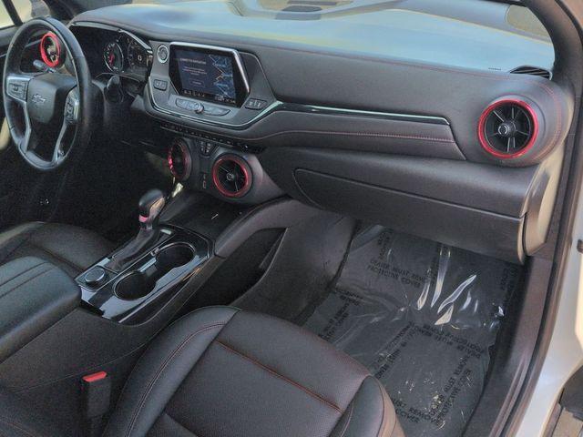 Photo of 2022 Iridescent Pearl Tricoat Chevrolet Blazer