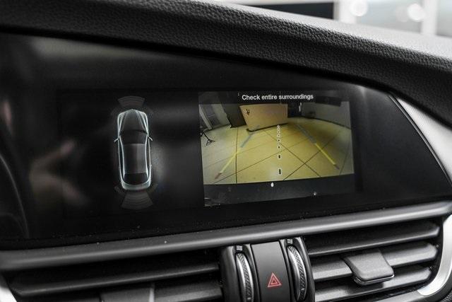 Photo of 2025 Verde Alfa Romeo Giulia