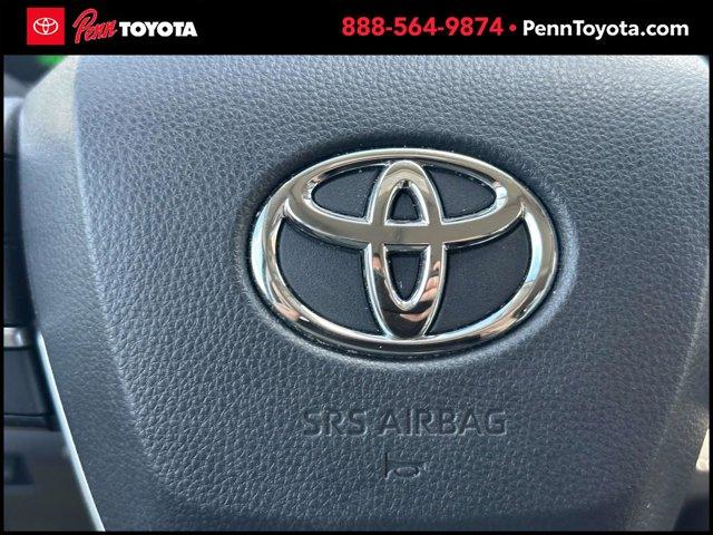 Photo of 2023 Wind Chill Pearl Toyota Sienna