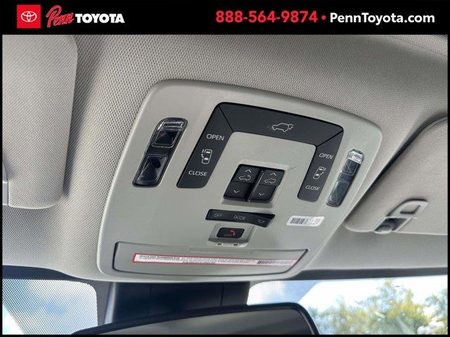 Photo of 2023 Wind Chill Pearl Toyota Sienna