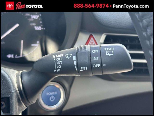 Photo of 2023 Wind Chill Pearl Toyota Sienna