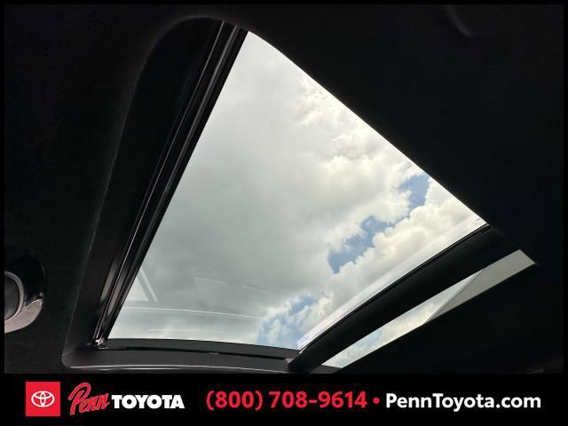 Photo of 2023 Quartz White Hyundai SANTA FE