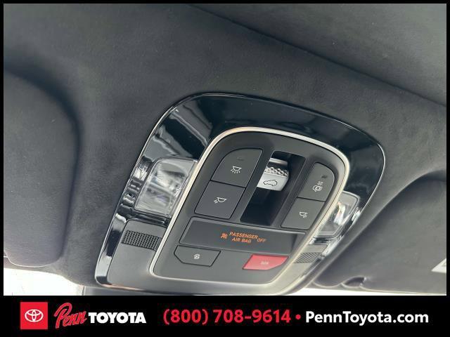 Photo of 2023 Quartz White Hyundai SANTA FE