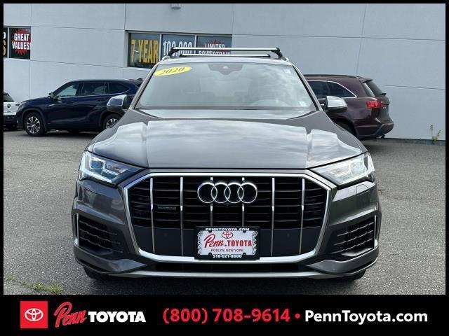 Photo of 2020 Gray Audi Q7