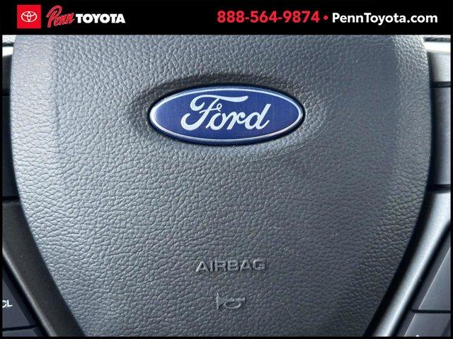 Photo of 2020 Rapid Red Metallic Tinted Clearcoat Ford Expedition