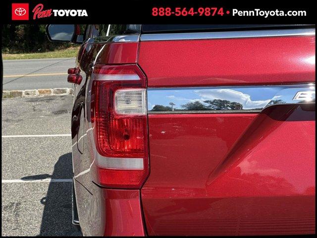 Photo of 2020 Rapid Red Metallic Tinted Clearcoat Ford Expedition