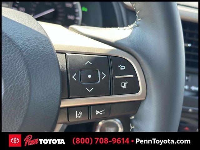 Photo of 2017 Eminent White Pearl Lexus RX 350