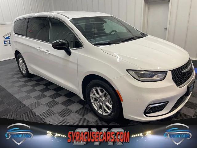 2024 Chrysler Pacifica