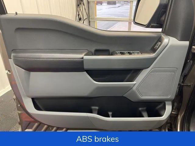 Photo of 2022 Iconic Silver Metallic Ford F-150