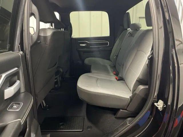 Photo of 2024 Diamond Black Crystal Pearlcoat RAM 2500