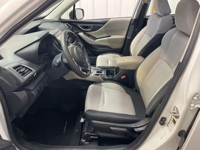 Photo of 2022 Crystal White Pearl Subaru Forester