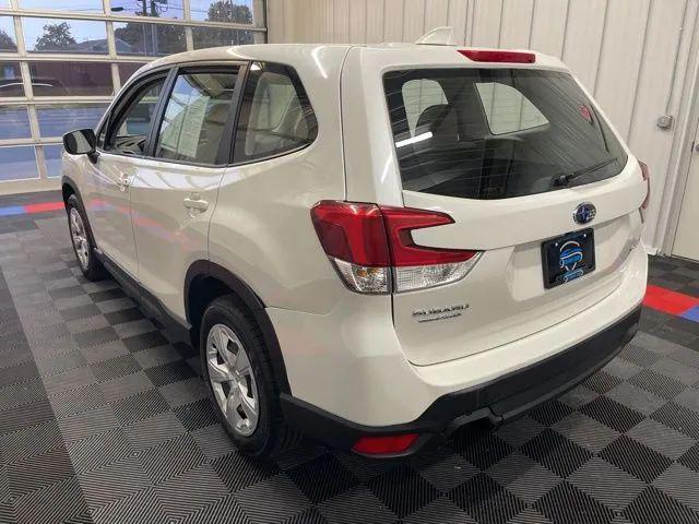 Photo of 2022 Crystal White Pearl Subaru Forester