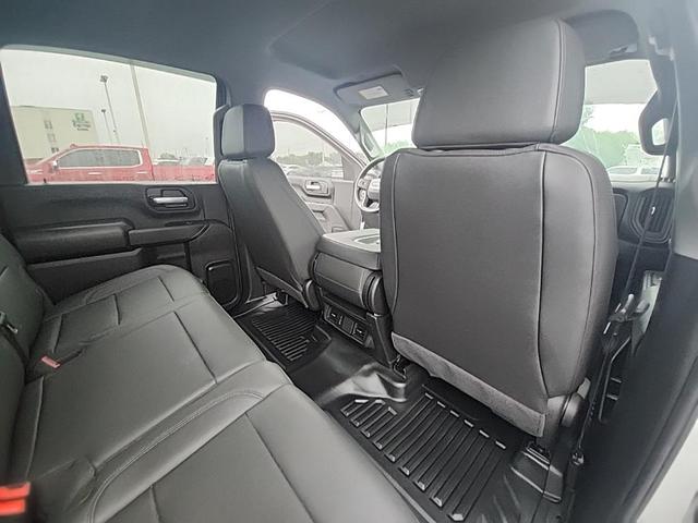 Photo of 2025 Summit White GMC Sierra 3500