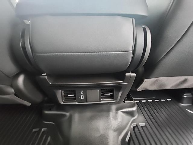 Photo of 2025 Summit White GMC Sierra 3500
