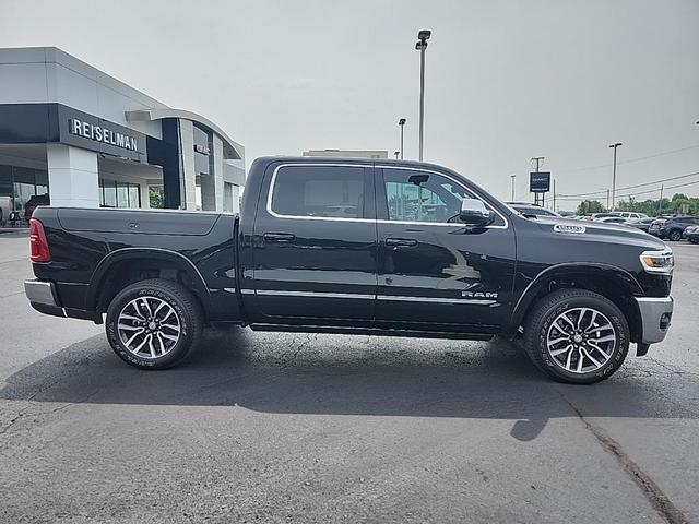Photo of 2025 Diamond Black Crystal Pearlcoat RAM 1500