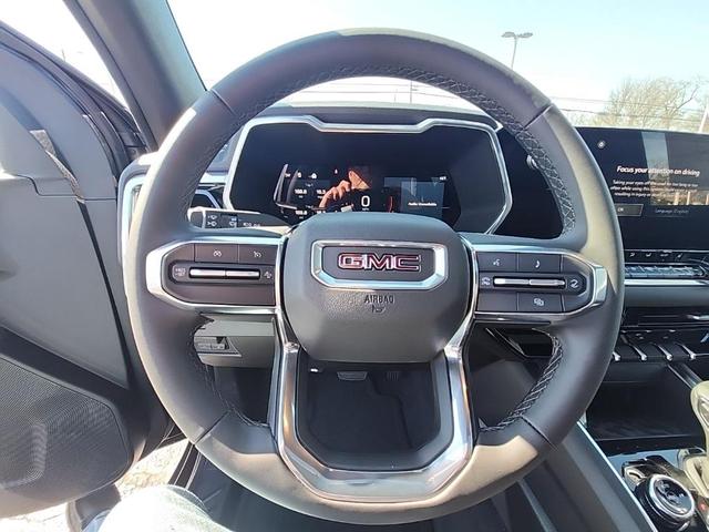 Photo of 2025 Onyx Black GMC Canyon