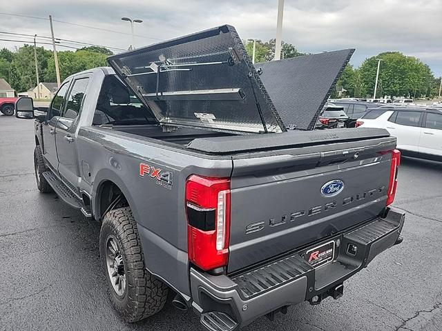 Photo of 2024 Gray Metallic Ford F-250