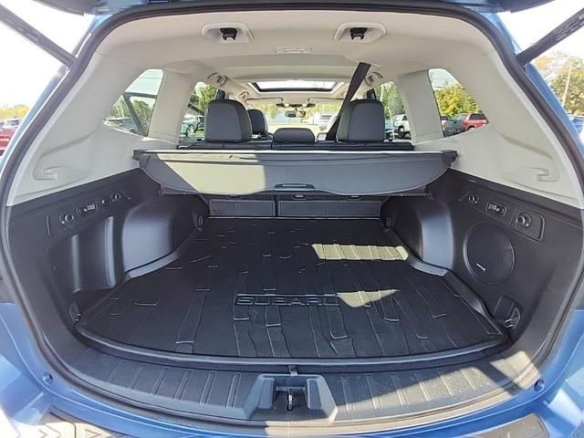 Photo of 2022 Horizon Blue Pearl Subaru Forester