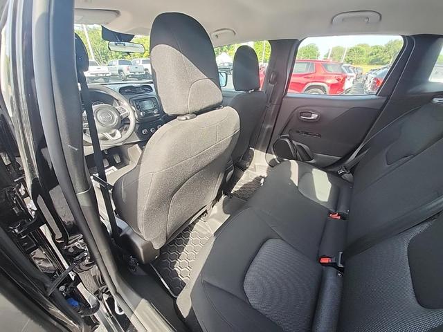 Photo of 2020 Black Clearcoat Jeep Renegade