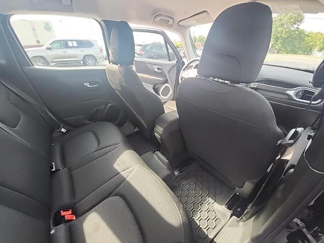 Photo of 2020 Black Clearcoat Jeep Renegade