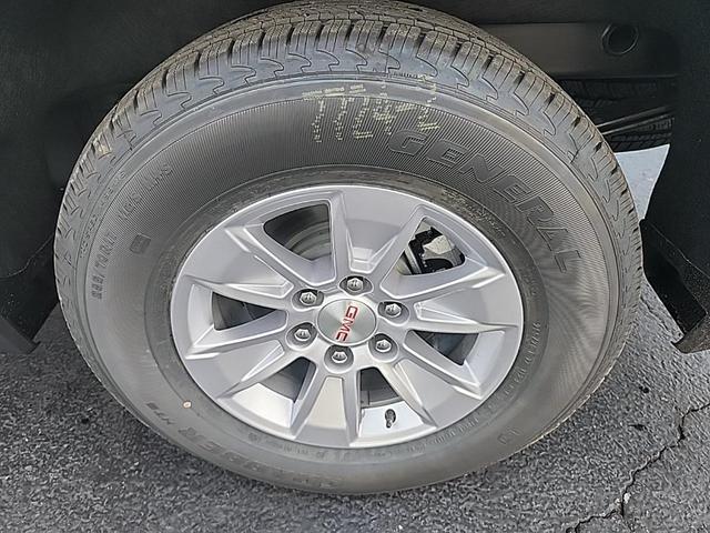 Photo of 2026 Summit White GMC Sierra 1500