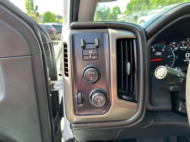 Photo of 2019 White GMC Sierra 3500