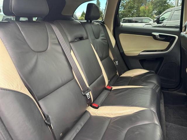 Photo of 2012 Black Sapphire Metallic Volvo XC60