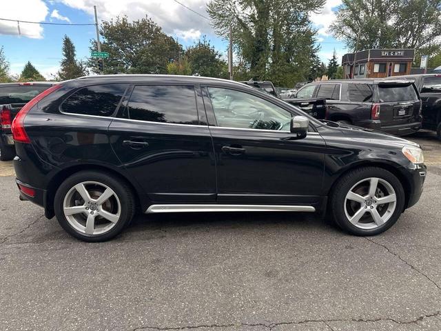 Photo of 2012 Black Sapphire Metallic Volvo XC60