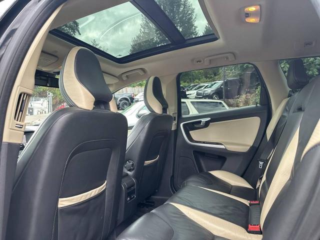 Photo of 2012 Black Sapphire Metallic Volvo XC60