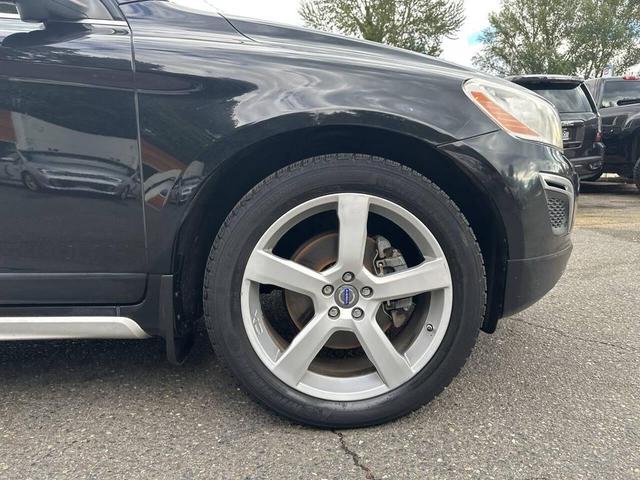 Photo of 2012 Black Sapphire Metallic Volvo XC60