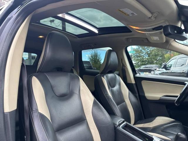 Photo of 2012 Black Sapphire Metallic Volvo XC60
