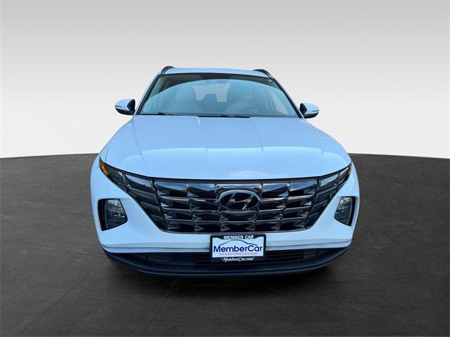 Photo of 2022 Quartz White Hyundai TUCSON