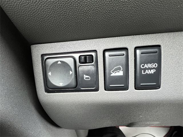 Photo of 2021 Magnetic Black Pearl Nissan Frontier