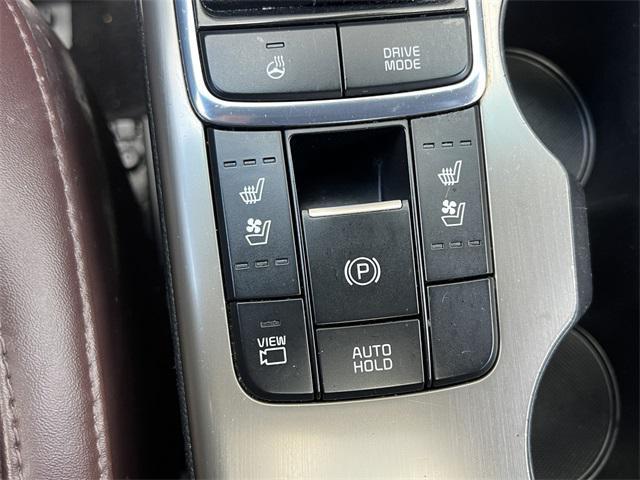 Photo of 2016 Snow White Pearl Kia Optima