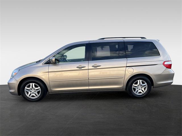 Photo of 2007 Desert Rock Metallic Honda Odyssey
