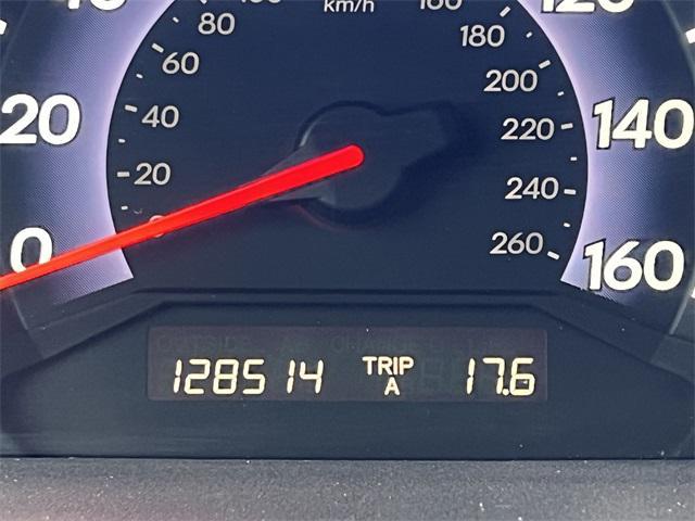 Photo of 2007 Desert Rock Metallic Honda Odyssey