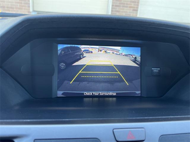 Photo of 2015 White Diamond Pearl Honda Odyssey