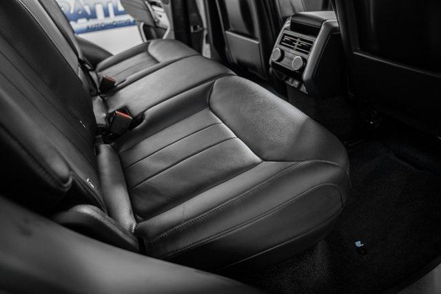 Photo of 2023 Icy White SV Bespoke Special Effect Gloss Land Rover Range Rover
