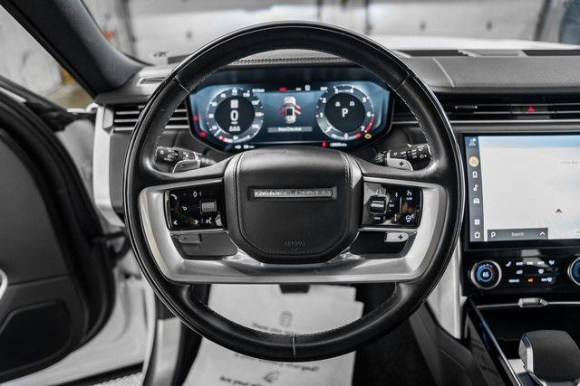 Photo of 2023 Icy White SV Bespoke Special Effect Gloss Land Rover Range Rover
