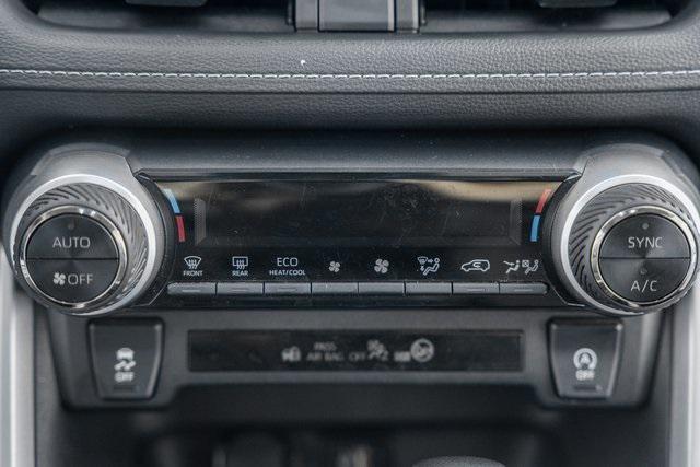 Photo of 2023 Ice Cap Toyota RAV4