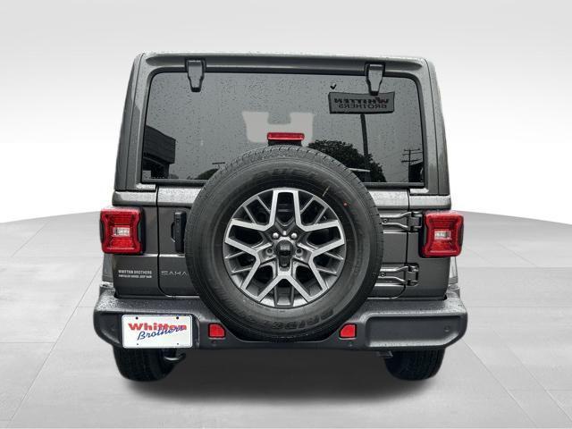 Photo of 2025 Granite Jeep Wrangler