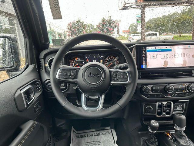 Photo of 2025 Granite Jeep Wrangler