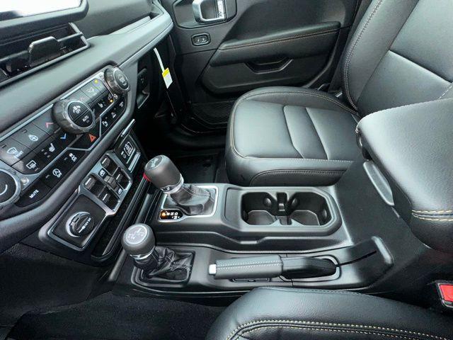 Photo of 2025 Granite Jeep Wrangler