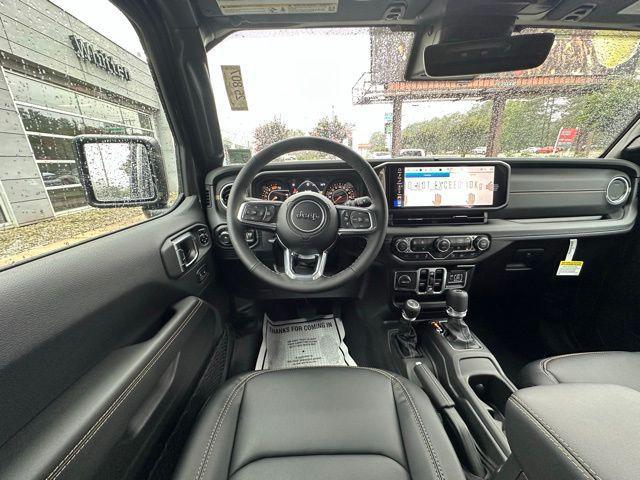 Photo of 2025 Granite Jeep Wrangler