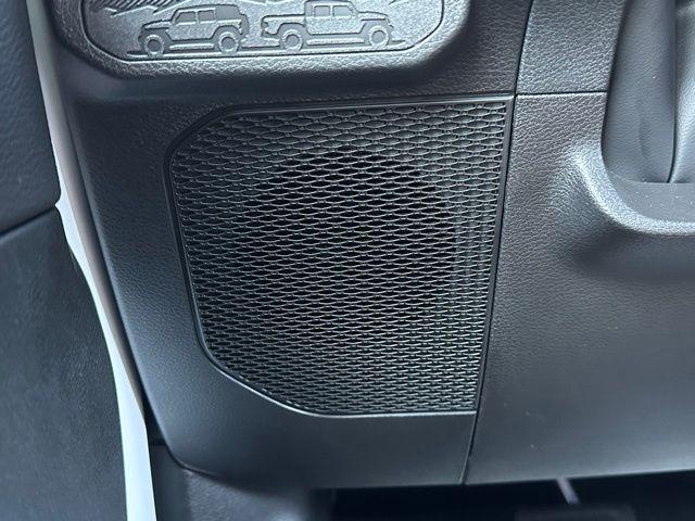 Photo of 2025 Bright White Clearcoat Jeep Wrangler