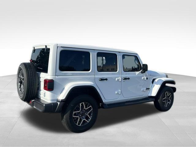 Photo of 2025 Bright White Clearcoat Jeep Wrangler